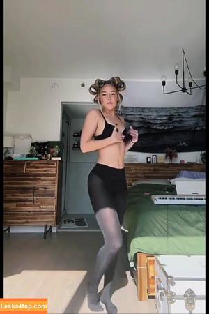 Olivia Ponton photo #2112