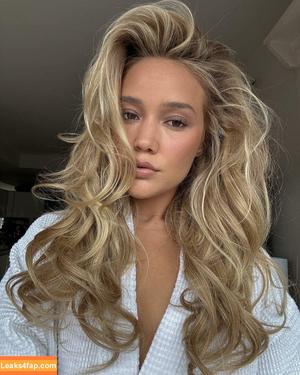 Olivia Ponton photo #2217