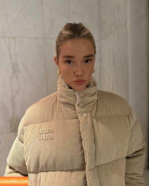 Olivia Ponton photo #2336