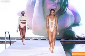 Olivia Ponton photo #2479