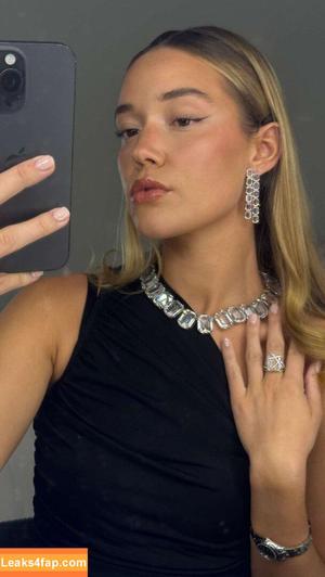Olivia Ponton photo #3026