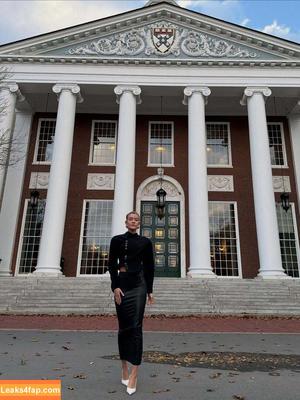 Olivia Ponton photo #3210