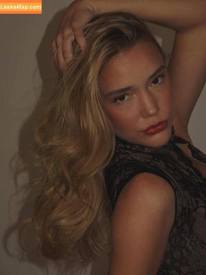 Olivia Ponton фото #3356