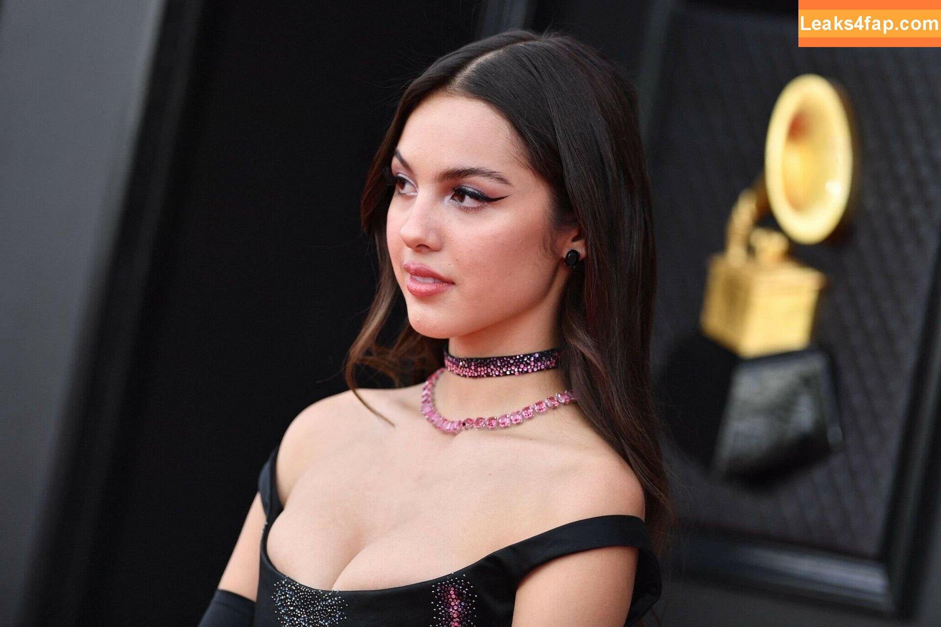 Olivia Rodrigo / oliviarodrigo слитое фото фото #0164