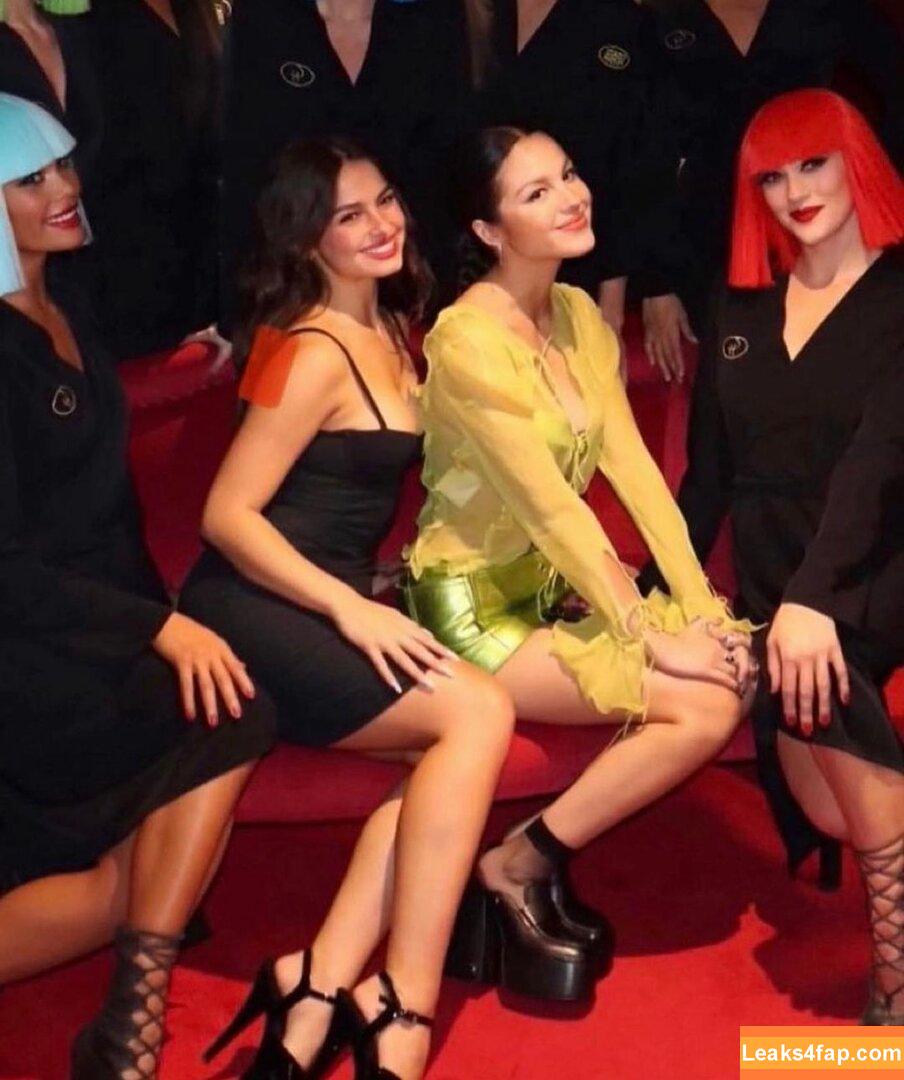 Olivia Rodrigo / oliviarodrigo слитое фото фото #0359