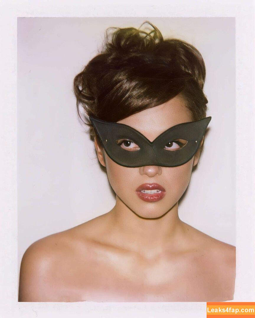 Olivia Rodrigo / oliviarodrigo слитое фото фото #0426