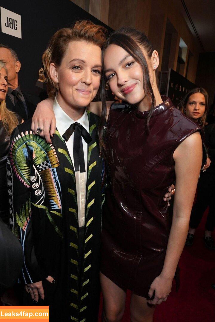 Olivia Rodrigo / oliviarodrigo слитое фото фото #0442