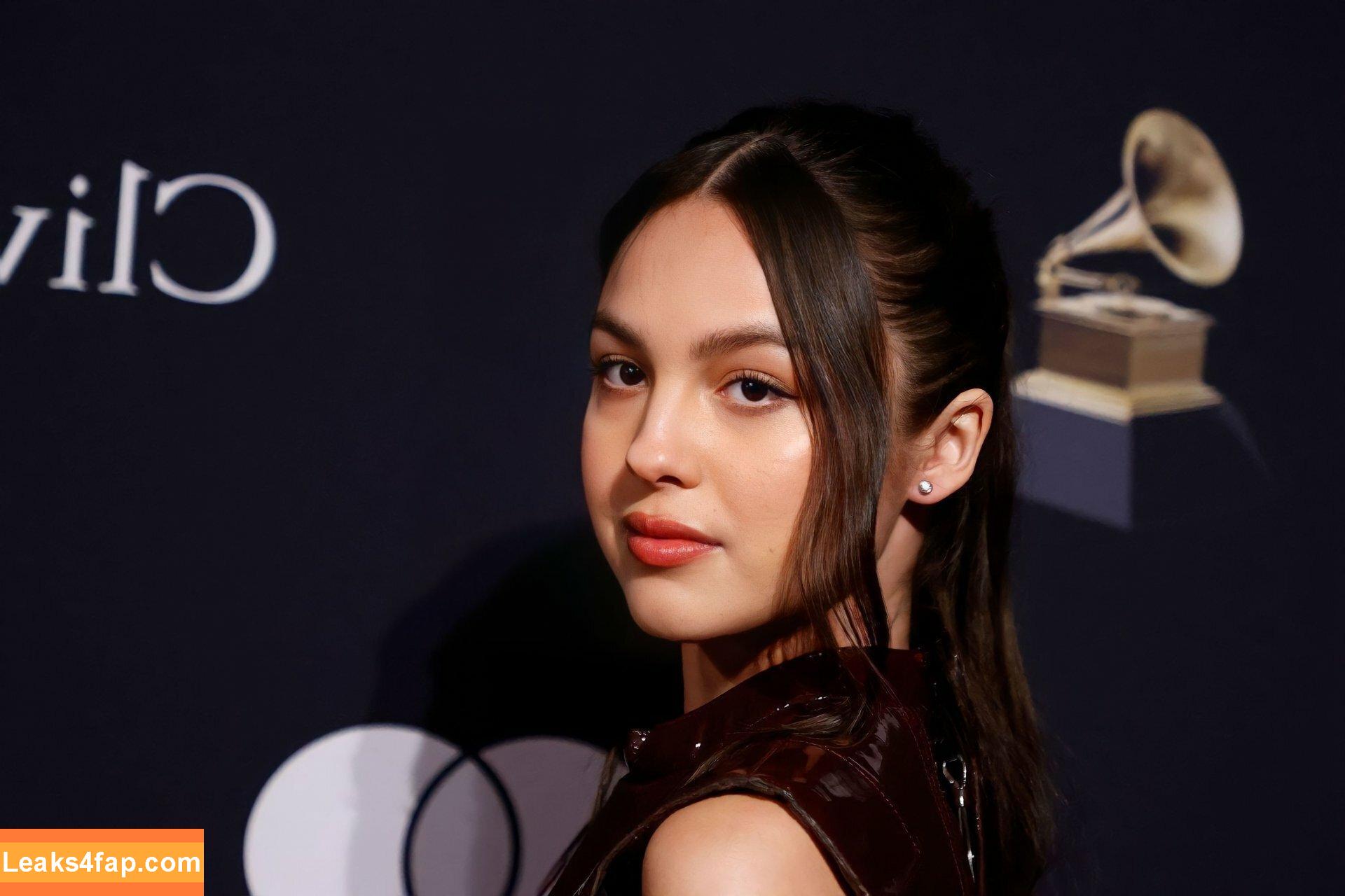 Olivia Rodrigo / oliviarodrigo слитое фото фото #0449