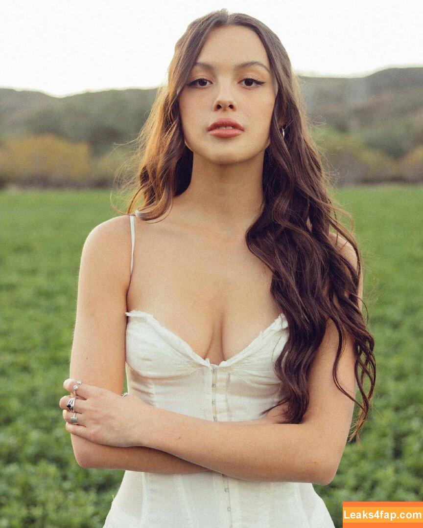 Olivia Rodrigo / oliviarodrigo слитое фото фото #1090