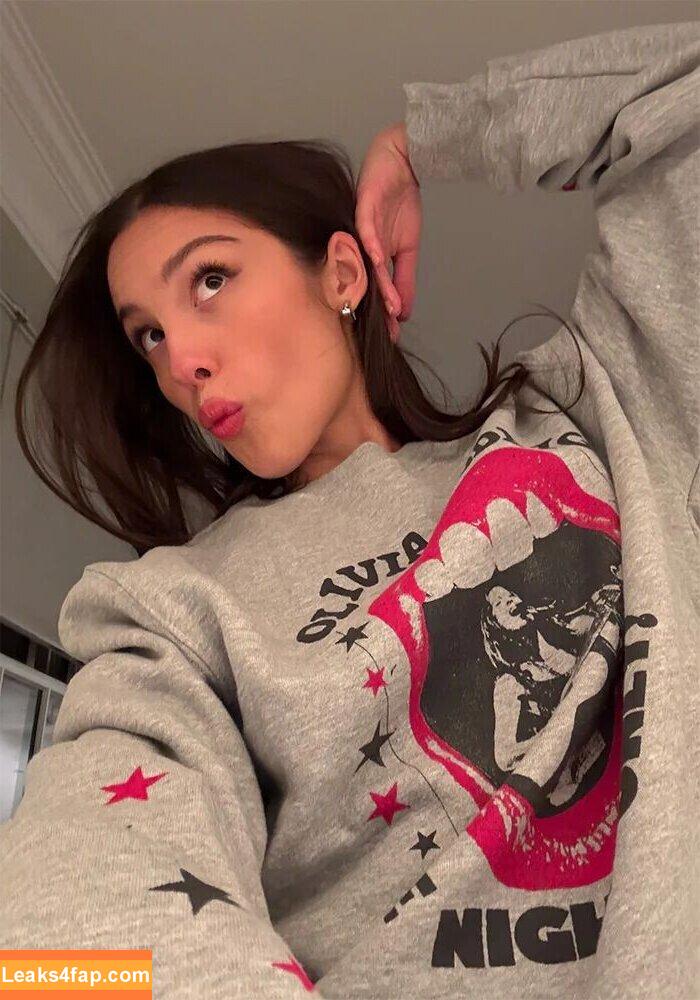 Olivia Rodrigo / oliviarodrigo слитое фото фото #3400