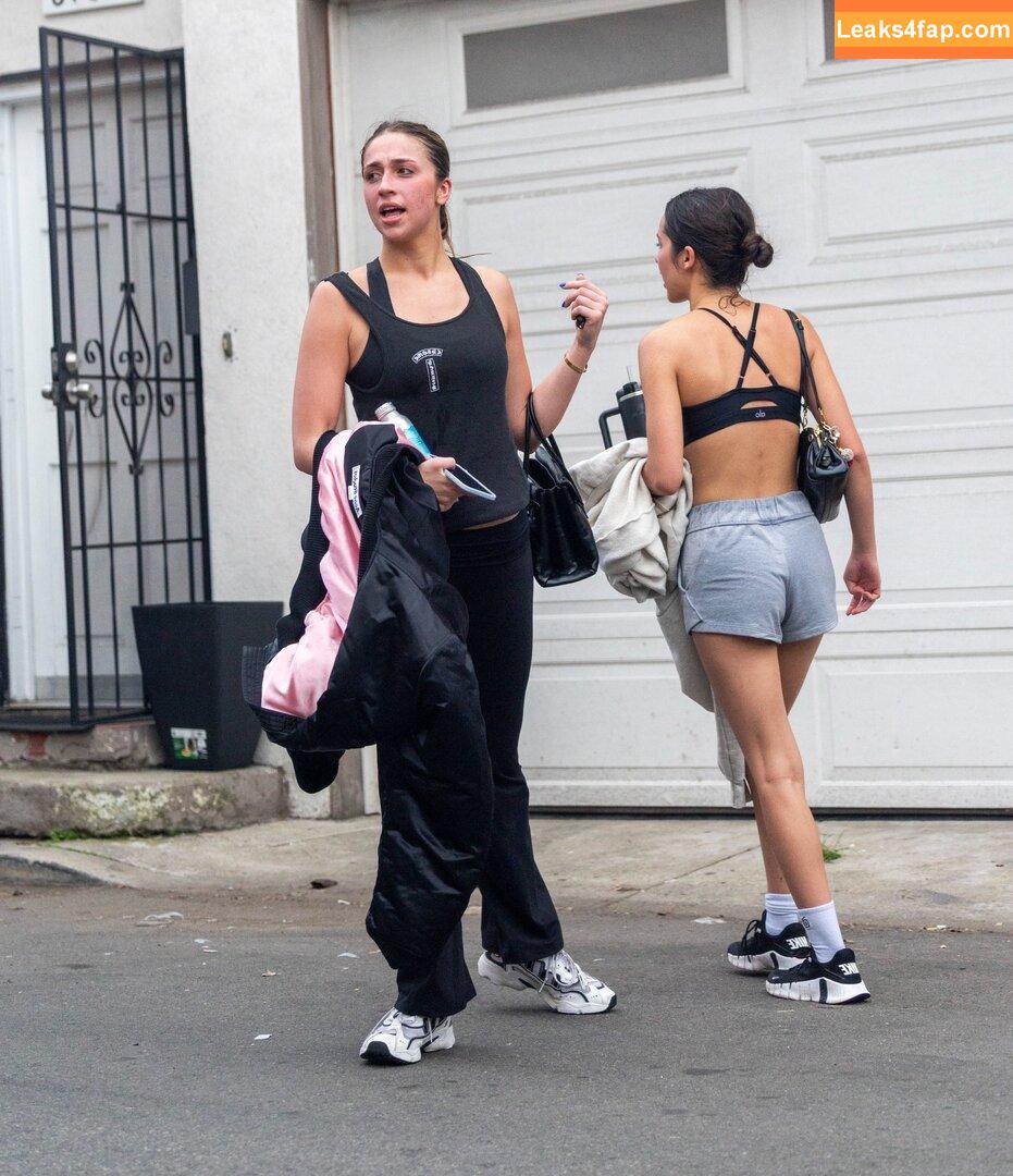 Olivia Rodrigo / https: / oliviarodrigo слитое фото фото #3709