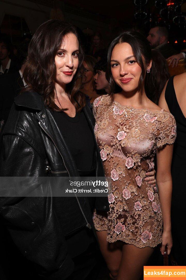 Olivia Rodrigo / https: / oliviarodrigo слитое фото фото #3774