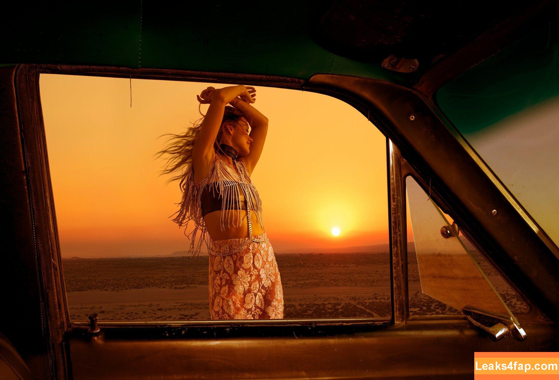 Olivia Wilde / olivia_wilde22 / oliviawilde слитое фото фото #0088