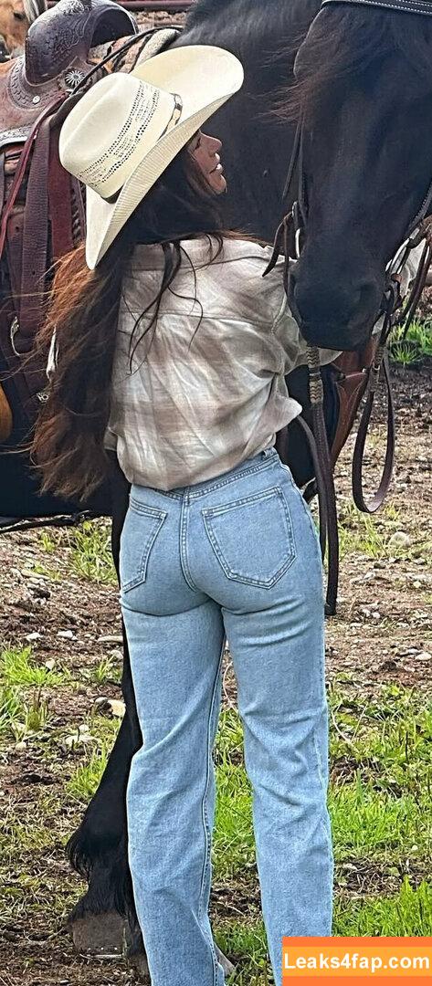 Olivia Young / olivialyoung слитое фото фото #0024