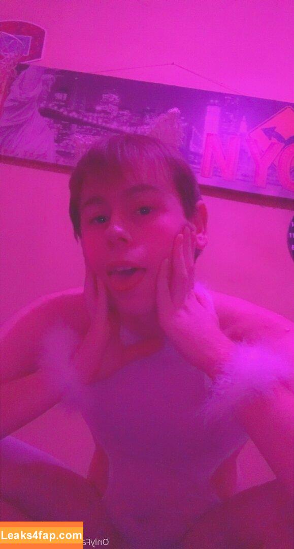 oliviabnwo / bunnysissy2 leaked photo photo #0010