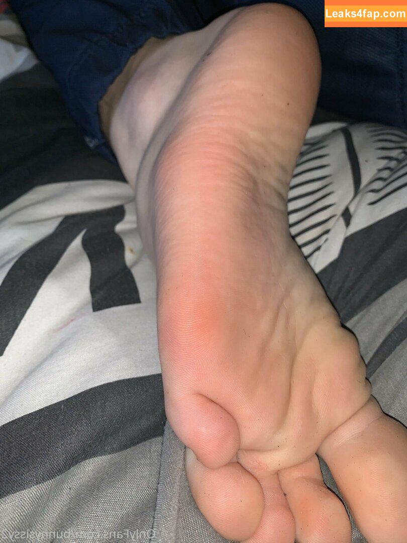 oliviabnwo / bunnysissy2 leaked photo photo #0028