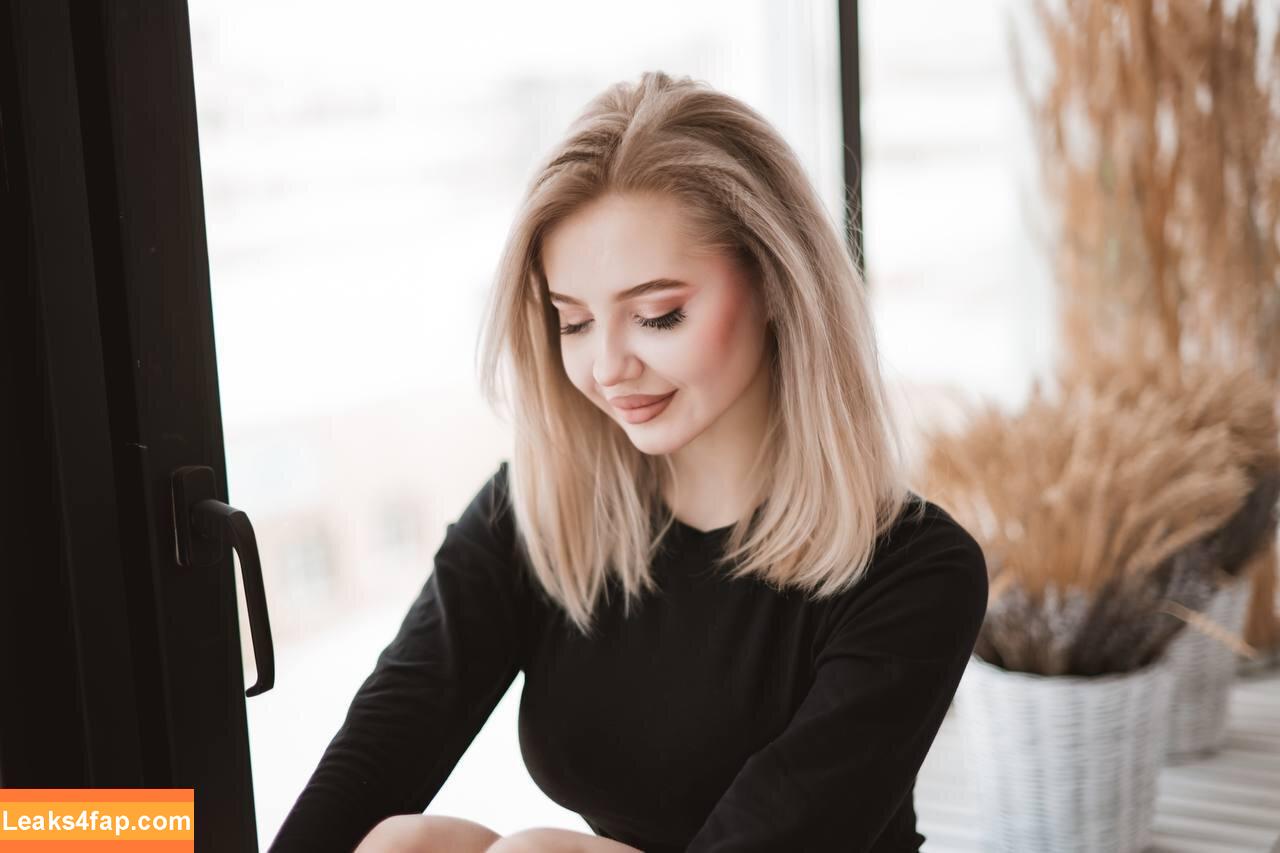 Oliviabr0wn leaked photo photo #0023