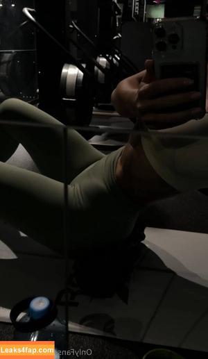 oliviadux photo #0026