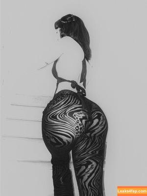 oliviaraynn photo #0001
