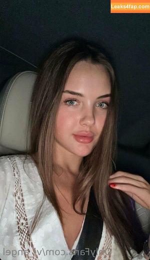 Olya Derkach photo #0022