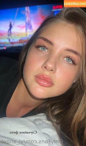 Olya Derkach photo #0024