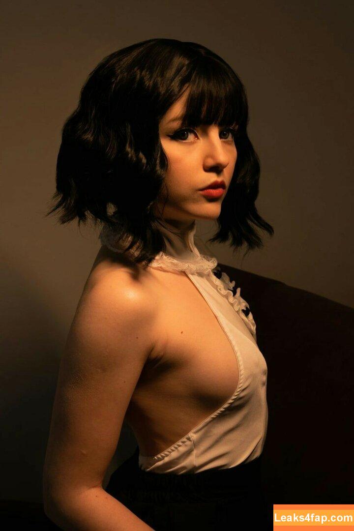 Olyashaa / deepfake / olyashaa_official / olyashaasaxon слитое фото фото #0008