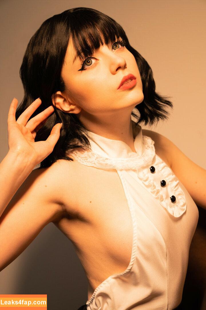 Olyashaa / deepfake / olyashaa_official / olyashaasaxon слитое фото фото #0016