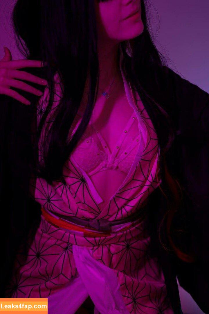 Olyashaa / deepfake / olyashaa_official / olyashaasaxon слитое фото фото #0106