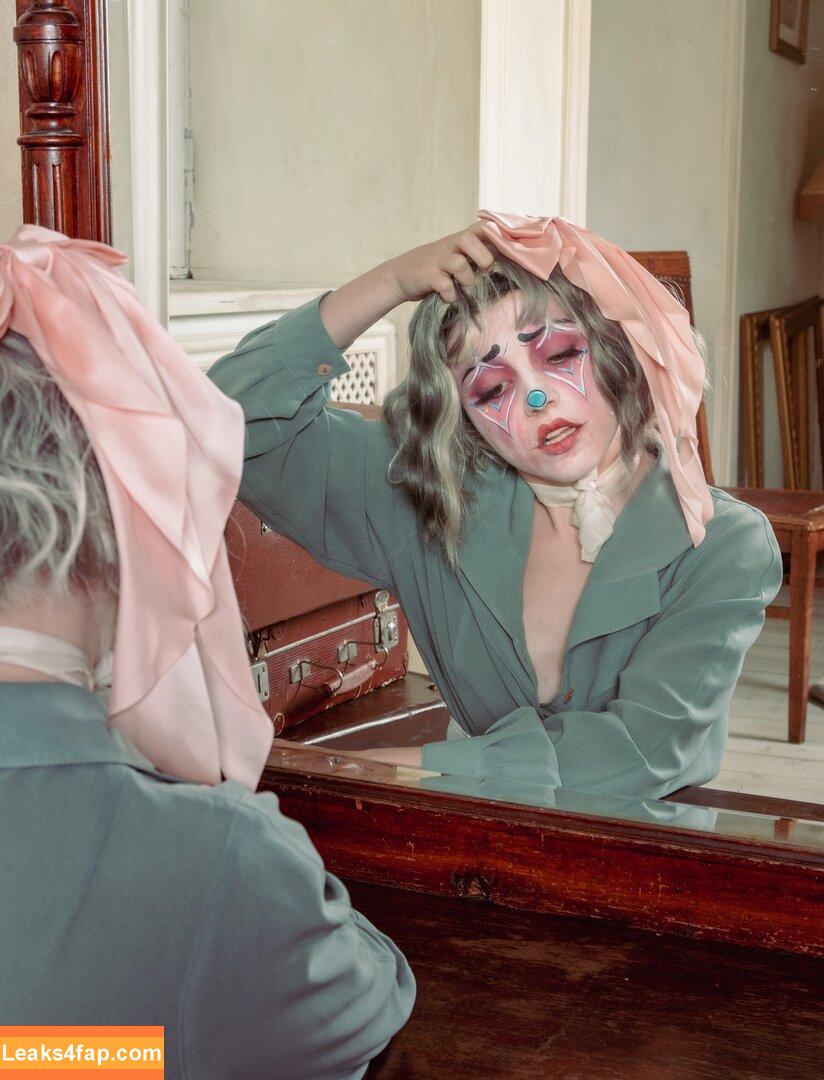 Olyashaa / deepfake / olyashaa_official / olyashaasaxon слитое фото фото #0111