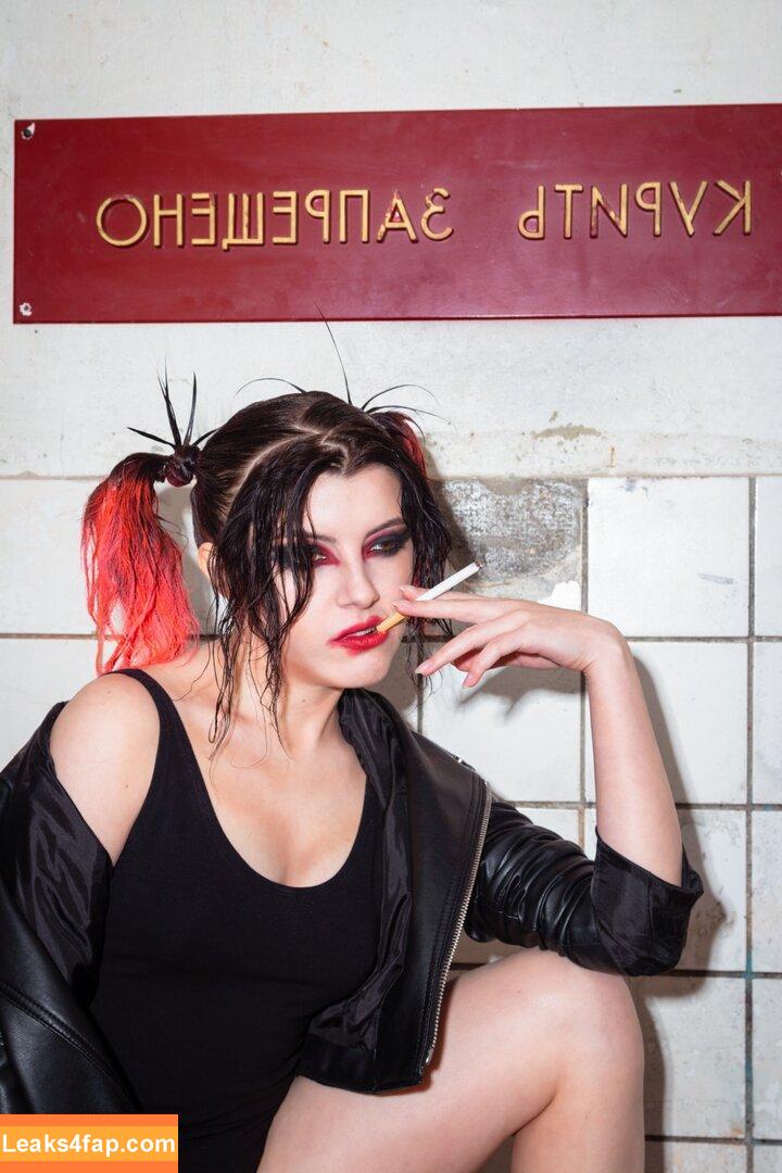 Olyashaa / deepfake / olyashaa_official / olyashaasaxon слитое фото фото #0131