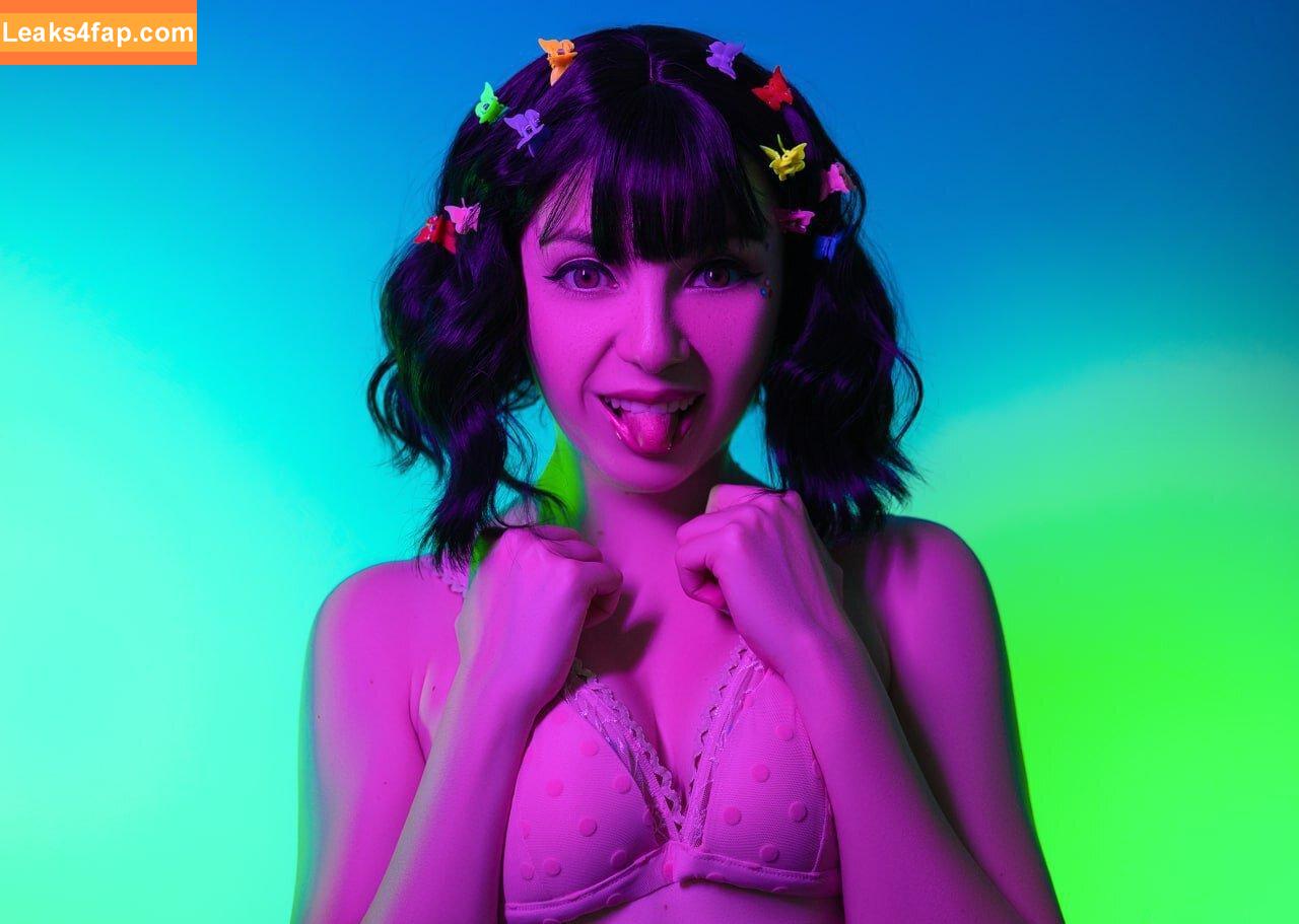 Olyashaa / deepfake / olyashaa_official / olyashaasaxon слитое фото фото #0294