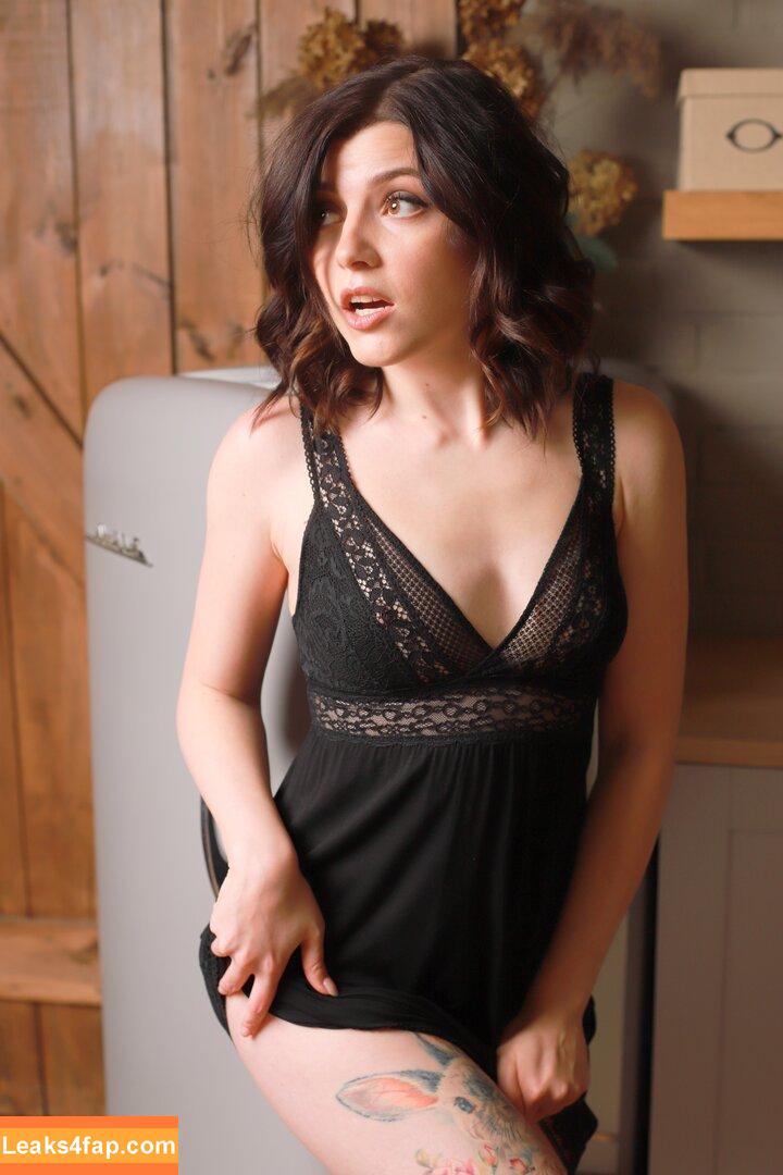 Olyashaa / deepfake / olyashaa_official / olyashaasaxon слитое фото фото #0316