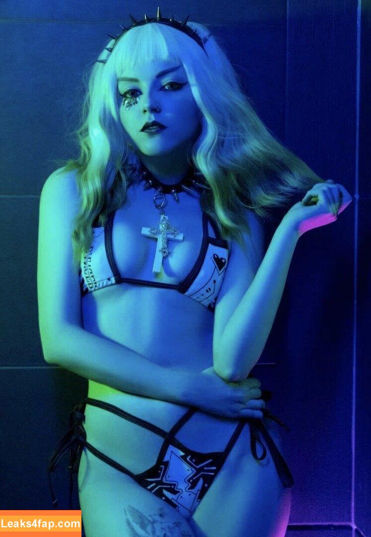 Olyashaa / deepfake / olyashaasaxon leaked photo photo #0517