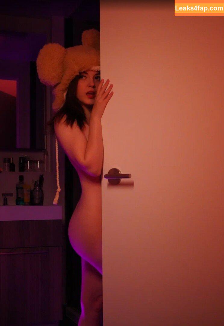 Olyashaa / deepfake / olyashaasaxon leaked photo photo #0571