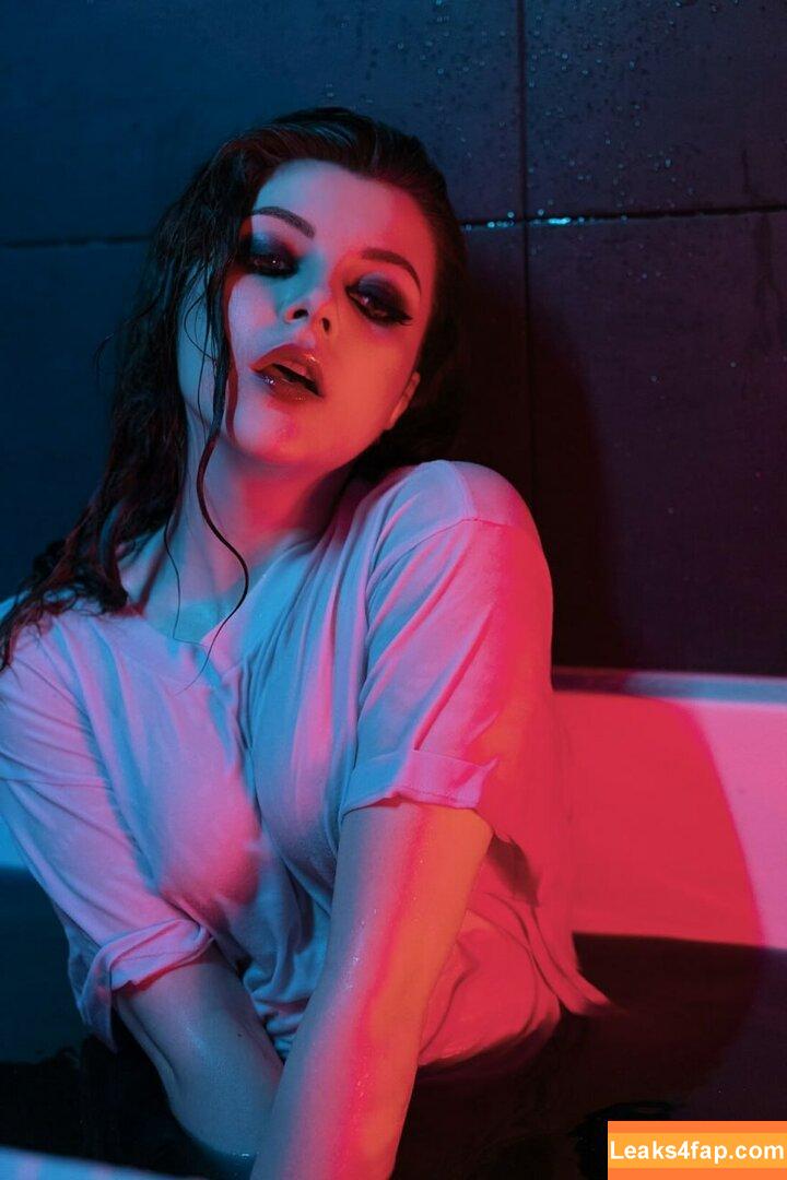 Olyashaa / deepfake / olyashaasaxon leaked photo photo #0597