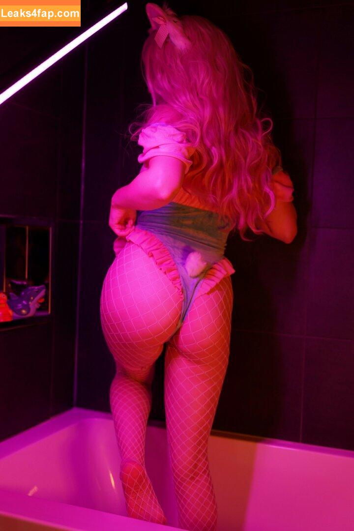 Olyashaa / deepfake / olyashaasaxon слитое фото фото #0659