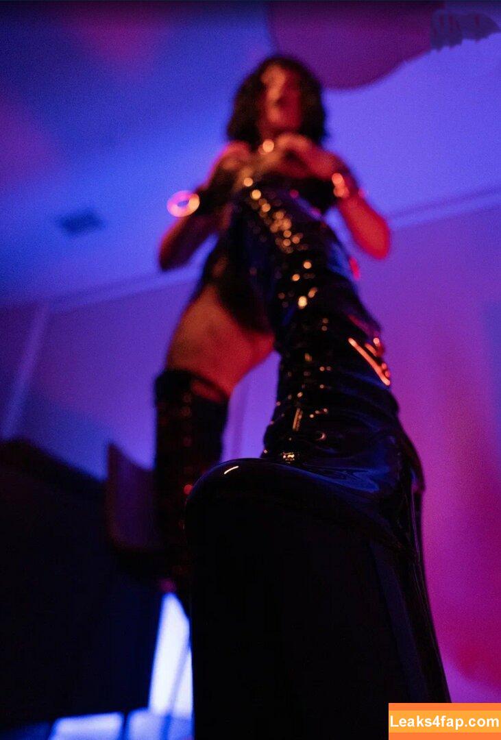 Olyashaa / deepfake / olyashaasaxon leaked photo photo #0749