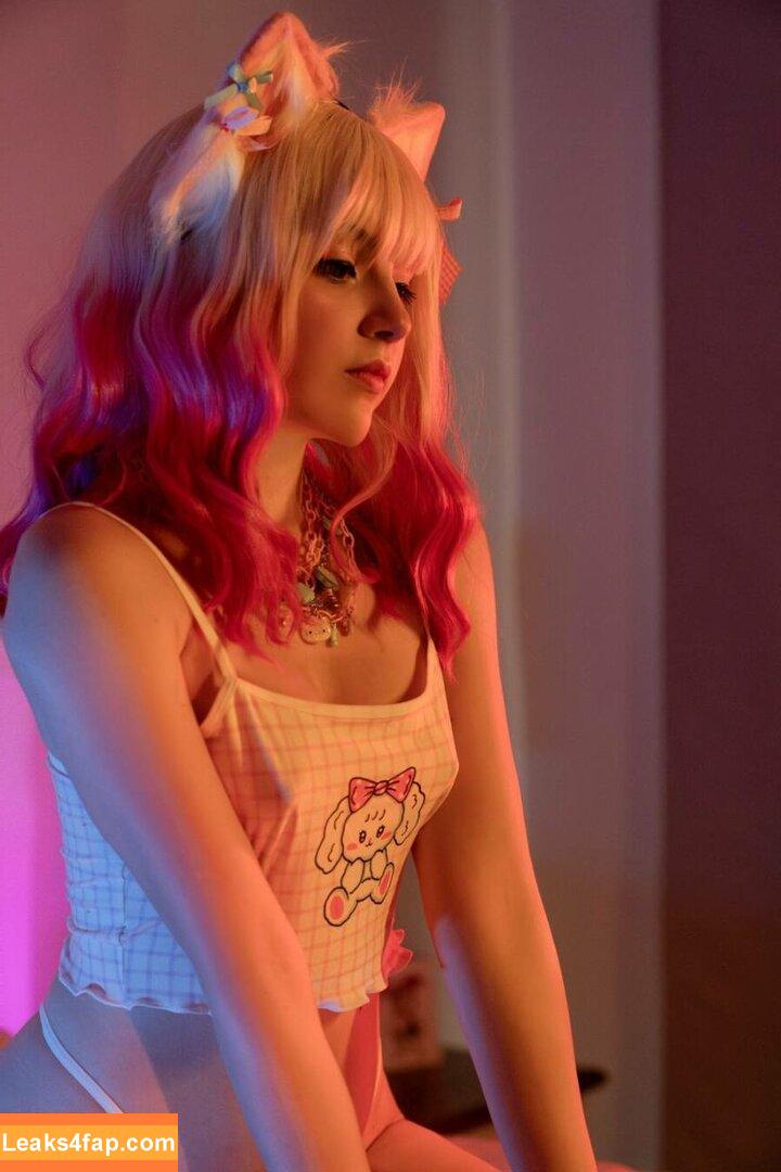 Olyashaa / deepfake / olyashaasaxon leaked photo photo #0852