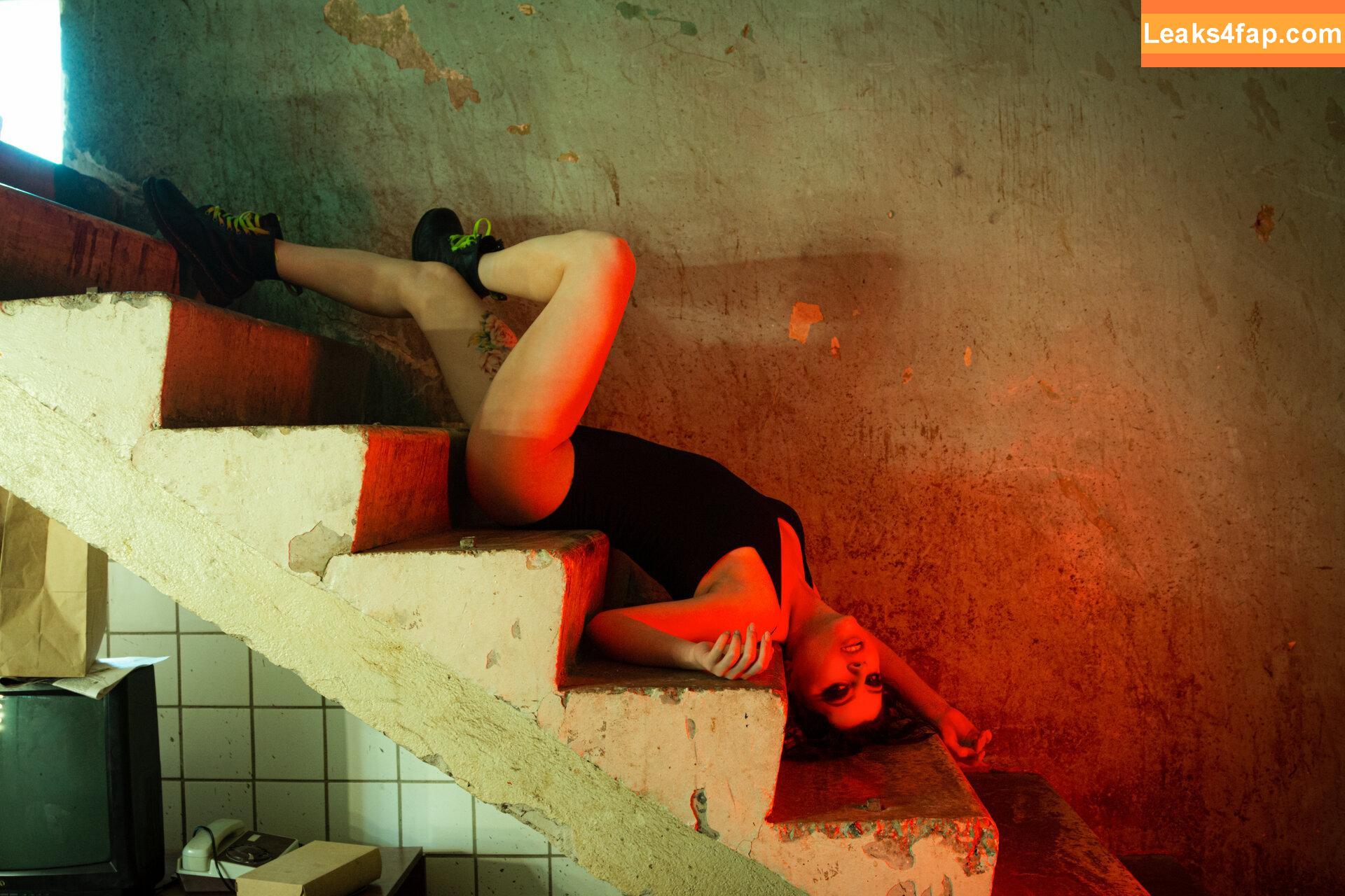 Olyashaa / deepfake / olyashaasaxon leaked photo photo #0867