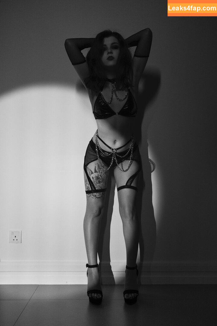 Olyashaa / deepfake / olyashaasaxon leaked photo photo #0907