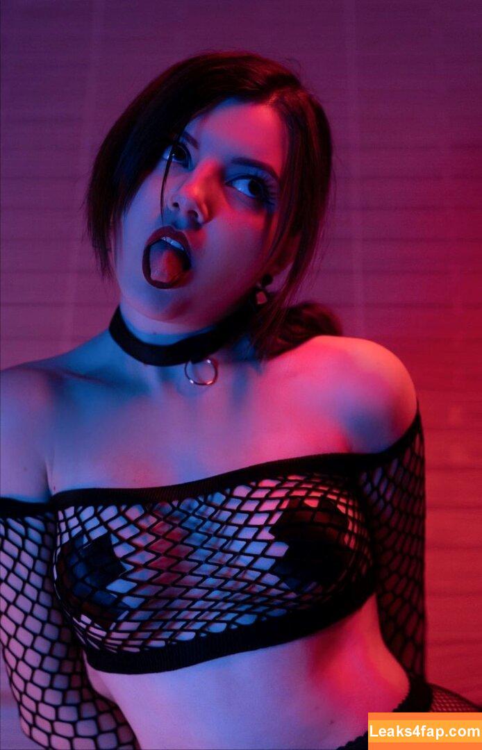 Olyashaa / deepfake / olyashaasaxon leaked photo photo #0935