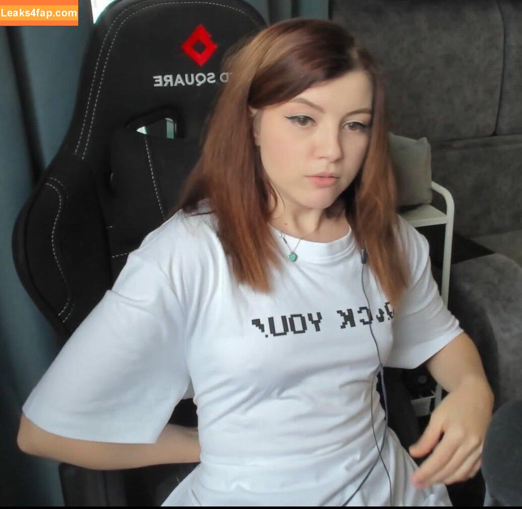 Olyashaa / deepfake / olyashaasaxon leaked photo photo #0949