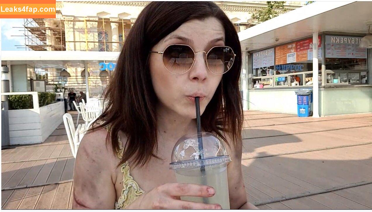 Olyashaa / deepfake / olyashaasaxon leaked photo photo #0970