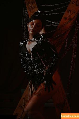 Olyashaa photo #0390