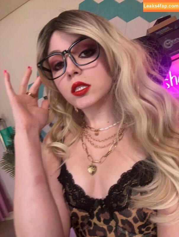 Olyashaa / deepfake / olyashaa_official / olyashaasaxon leaked photo photo #1587