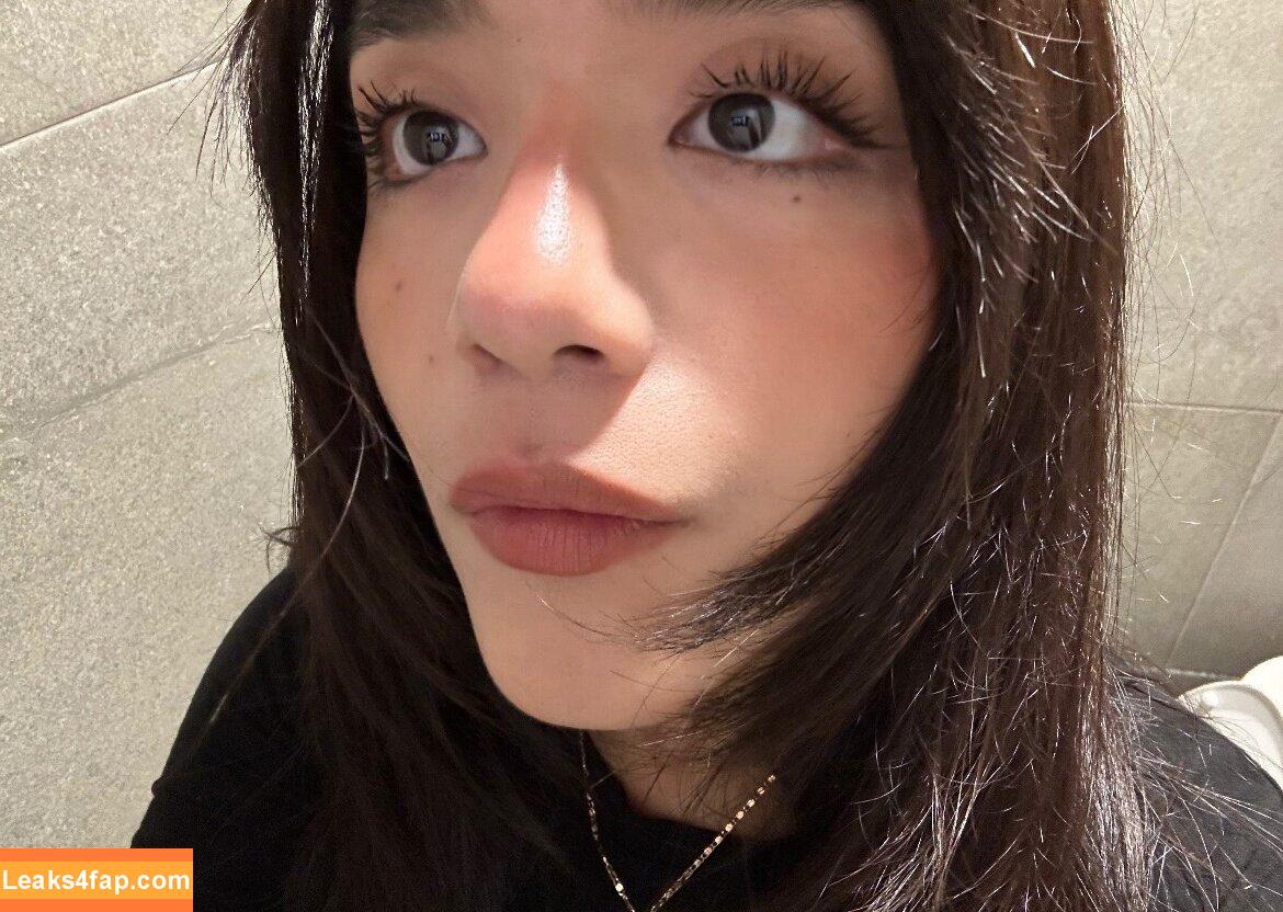 Om4ly leaked photo photo #0228