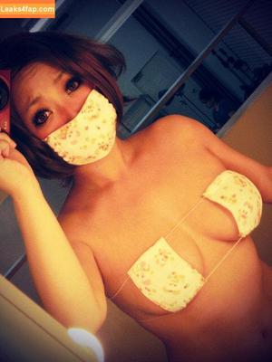 Omi Kero Gibson photo #0069