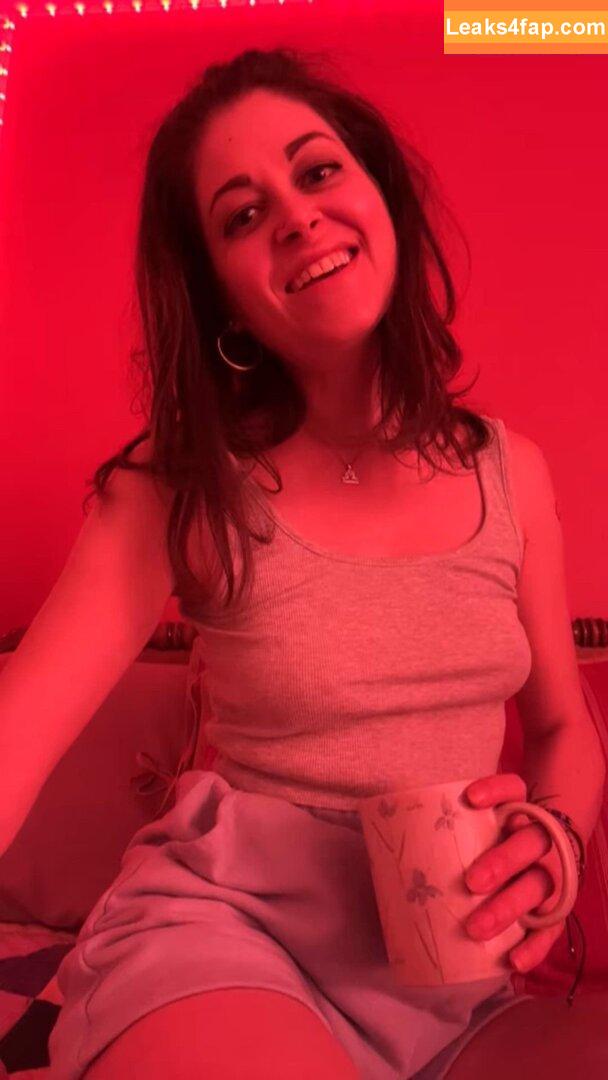 OneBlueIris /  leaked photo photo #0013