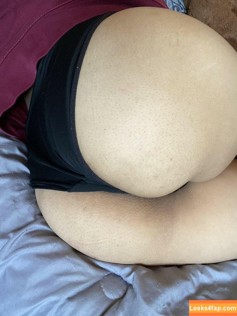 onethiclatina / bigbootyylatina / onethicccalzone leaked photo photo #0013