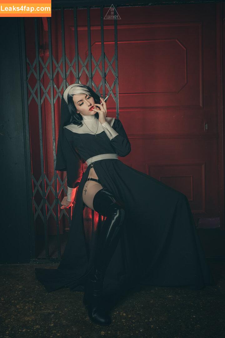 Oniksiya Sofinikum / AdamaeOniksiya / nuviponyali / oniksiya_sofinikum / sofinikum leaked photo photo #0076